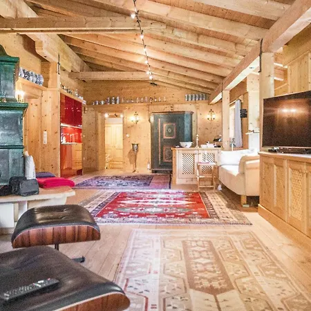 4br Chalet In Viehofen 滨湖采尔