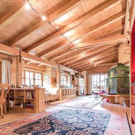 4br Chalet In Viehofen Vila